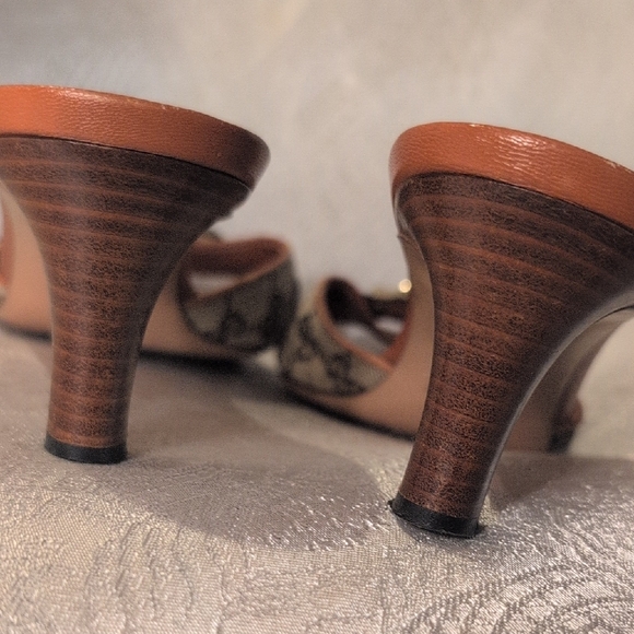 Gucci Women's Brown and Tan Kitten Heel Slides - Picture 7 of 13